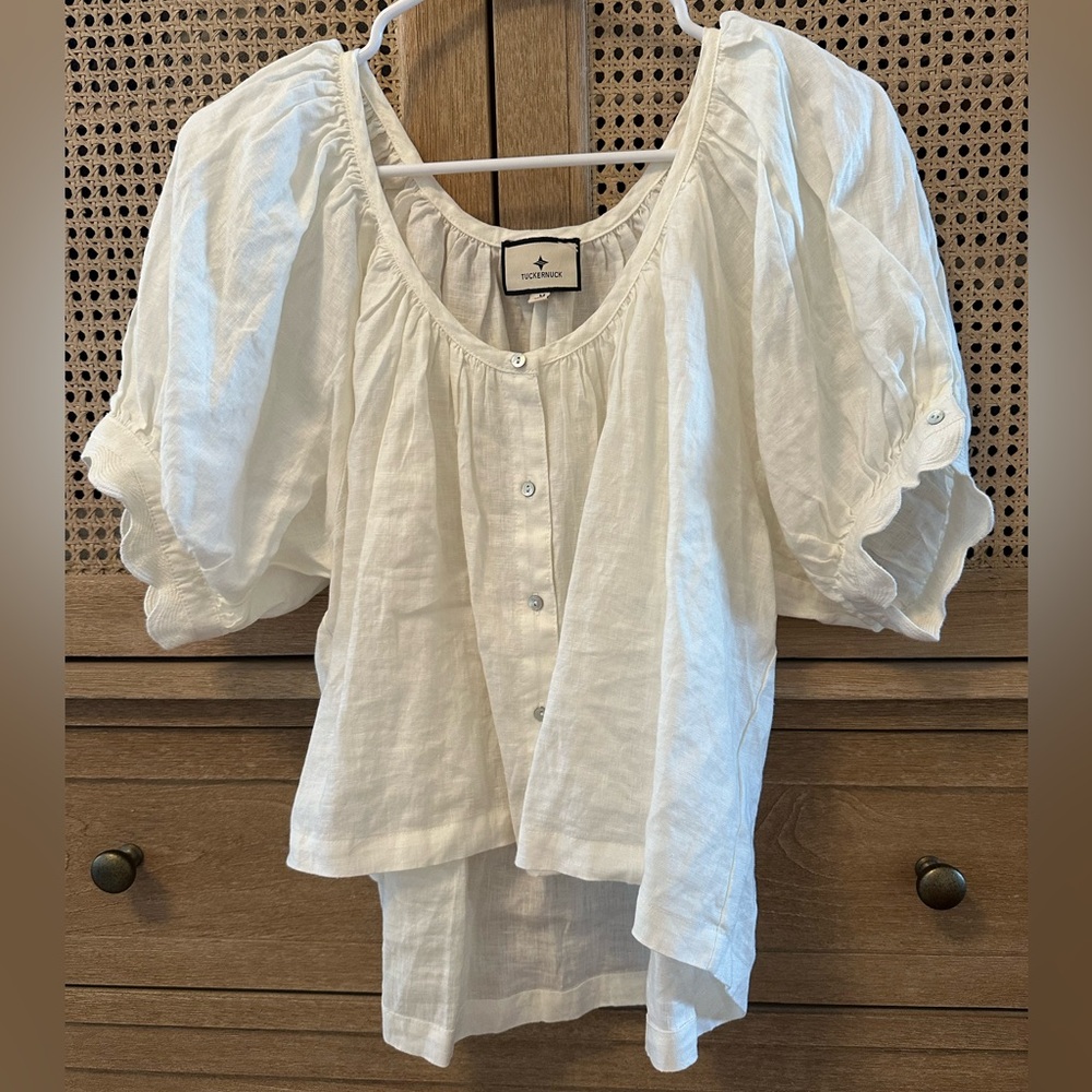 NWOT Tuckernuck White Linen Lully Top